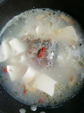 鱼头豆腐汤的做法步骤10