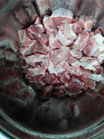 香辣牛肉锅的做法步骤1