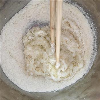 奶香蛋白椰丝球的做法步骤2