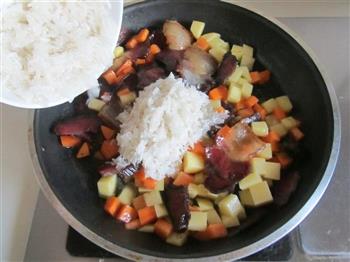 腊肉土豆焖饭的做法步骤5