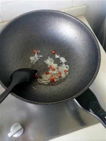 双蛋炒饭-我有米饭的一百种做法的做法步骤2