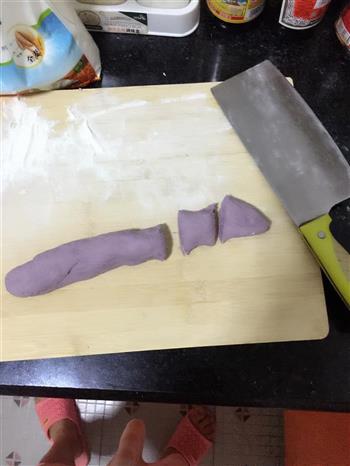 紫薯玫瑰花卷的做法步骤5