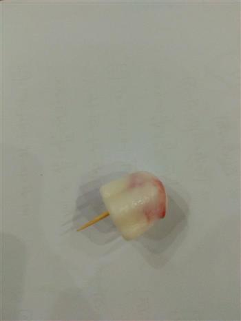 mini草莓酸奶冰棍的做法步骤1