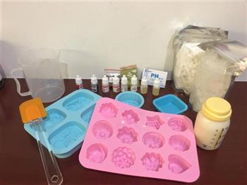 自制母乳皂的做法步骤1