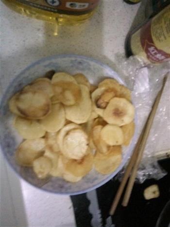 炸土豆片的做法步骤3
