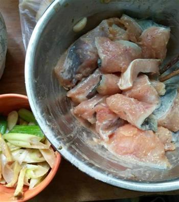 麻辣水煮酸菜鱼的做法步骤2