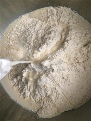 豆沙奶香馒头的做法步骤1