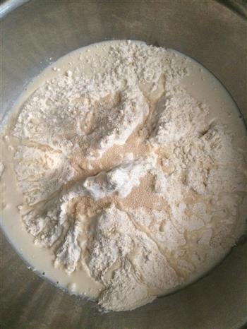 豆沙奶香馒头的做法步骤2