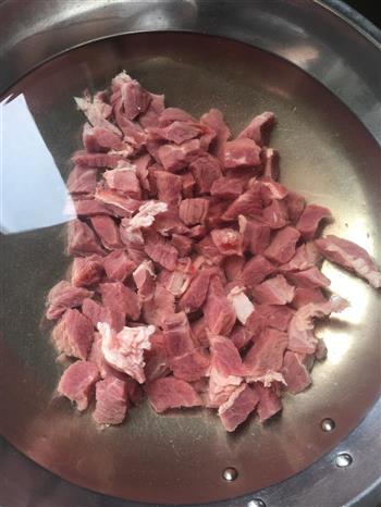 牛肉抓饭的做法步骤2