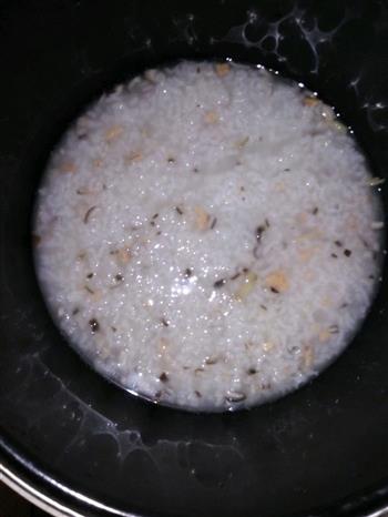 香菇杂蔬虾米粥的做法图解10