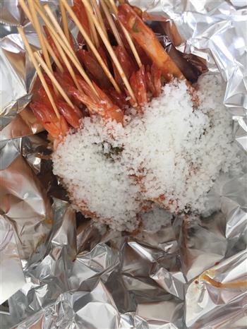 夏日撸串喽洞庭盐焗串烤虾的做法图解10