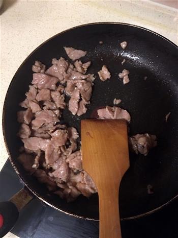 青椒土豆炒肉的做法步骤6