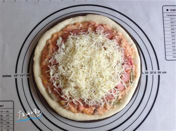 白酱脆皮肠鲜蔬披萨的做法步骤9