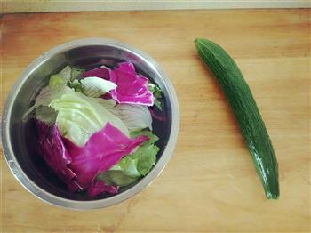 想用蔬菜吐司留住你的盛夏花期的做法步骤1