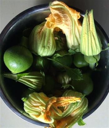 核桃汁煮南瓜花，南瓜的做法步骤5