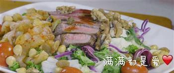韩国牛里脊泡菜沙拉的做法图解6