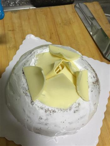 红丝绒白巧克力泥玫瑰蛋糕-送给自己的生日礼物的做法步骤14