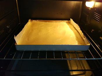 黄桃奶油蛋糕卷的做法步骤8