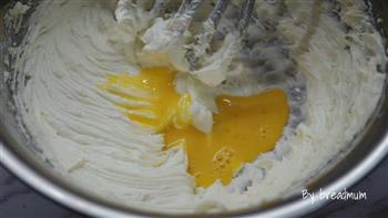 核桃杏仁蛋糕的做法步骤2
