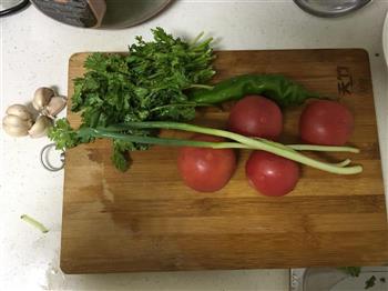 西红柿豆角焖面的做法步骤2