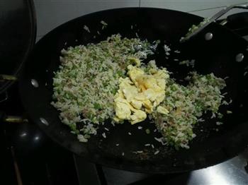 虹豆蛋炒饭的做法步骤11