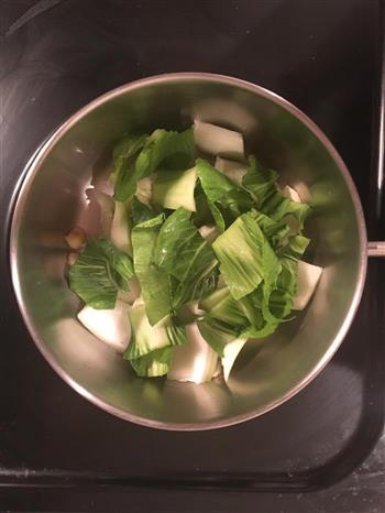 超简易青菜豆腐鸡汤面的做法步骤5