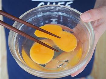 芦笋牛奶鸡蛋羹的做法图解4