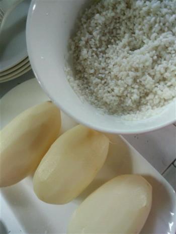 红糖桂花糯米藕的做法步骤1