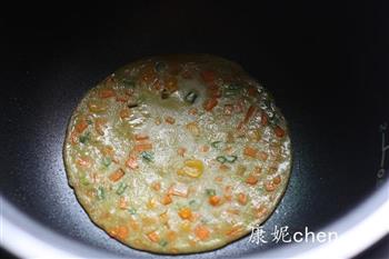 胡萝卜玉米煎饼的做法步骤7
