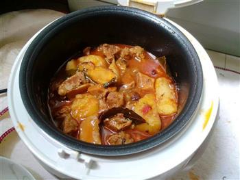 电饭煲川式红烧牛肉炖土豆的做法图解6