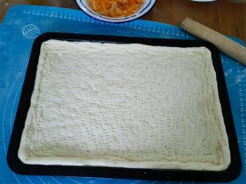 家庭版海陆双拼披萨-牛肉拼大虾的做法步骤2