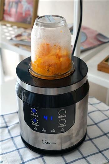 奶油南瓜汤-搅拌机食谱的做法步骤4
