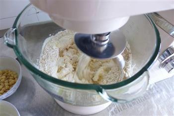 小麦胚芽奶香包的做法图解3