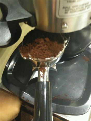 拿铁咖啡卡布奇诺的做法步骤1