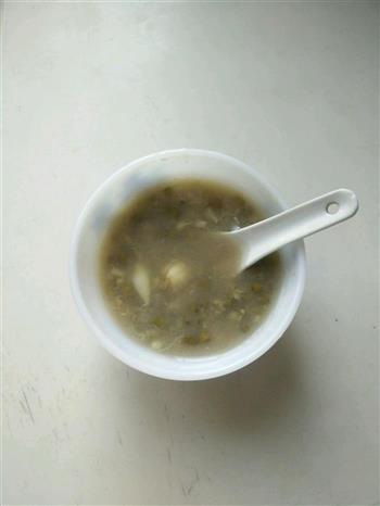 百合绿豆汤的做法步骤5