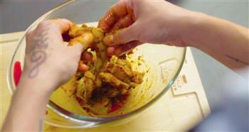 泰式煎虾佐土豆泥的做法步骤1