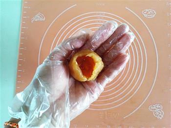 莲蓉酥皮月饼-亚麻籽油中式点心系列的做法步骤7