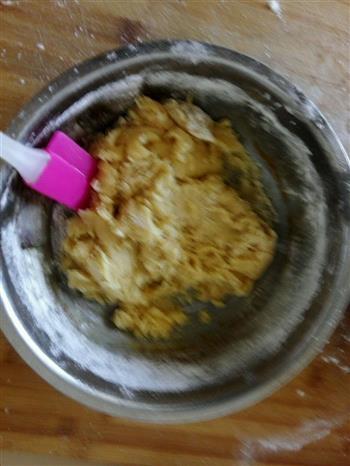 广式枣泥馅月饼的做法步骤2