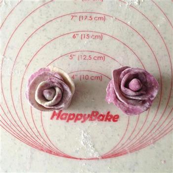 高颜值的紫薯玫瑰花馒头你爱吗的做法步骤9