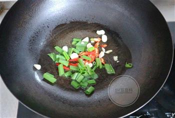 白菜豆腐煲的做法图解3