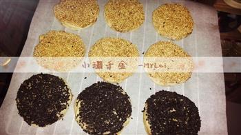 老北京葱香麻酱烧饼的做法步骤6