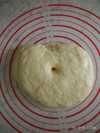 椰蓉豆沙面包棒的做法步骤2