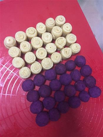 紫薯蛋黄酥的做法图解18