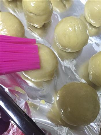 紫薯蛋黄酥的做法步骤21