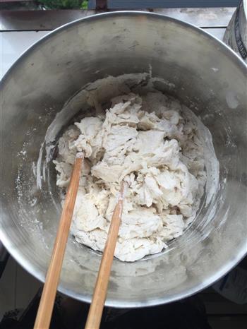 咸蛋黄香菇肉包的做法步骤3