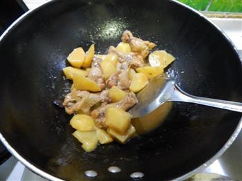 土豆烧鸡腿根的做法步骤14