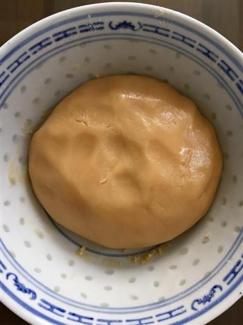 广式莲蓉蛋黄月饼料理没烦恼的做法步骤4