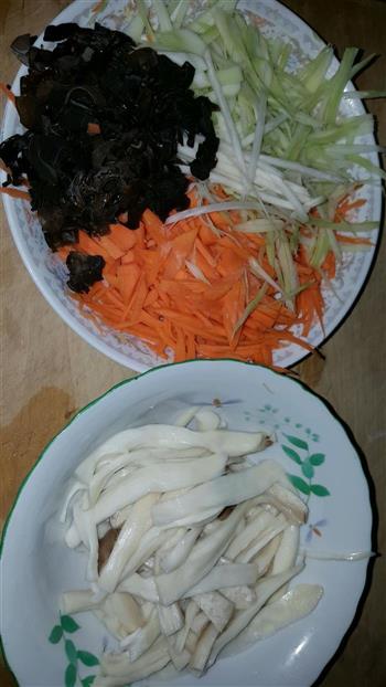 快手菜-素炒杏鲍菇的做法步骤1