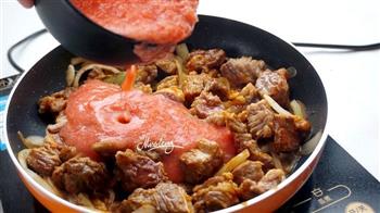Beef  Goulash-匈牙利炖牛肉的做法步骤7
