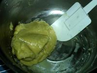 菠萝莲蓉月饼的做法步骤7